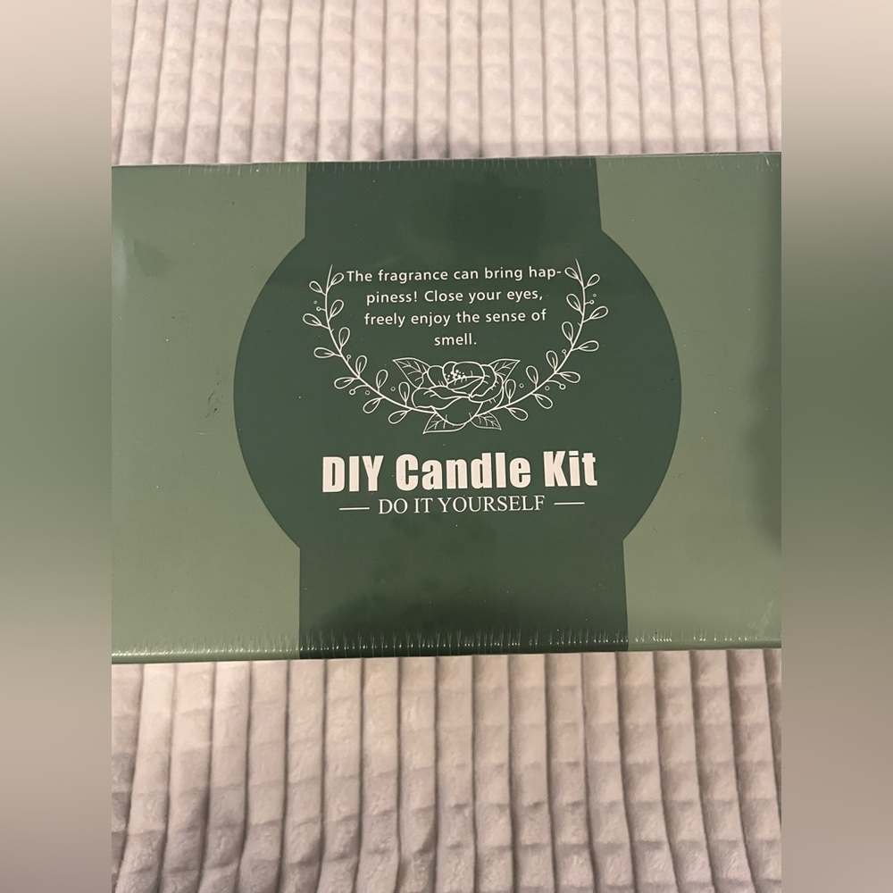 DIY Candle Making Kit Gift Set Art Craft NWT - Picture 3 of 7